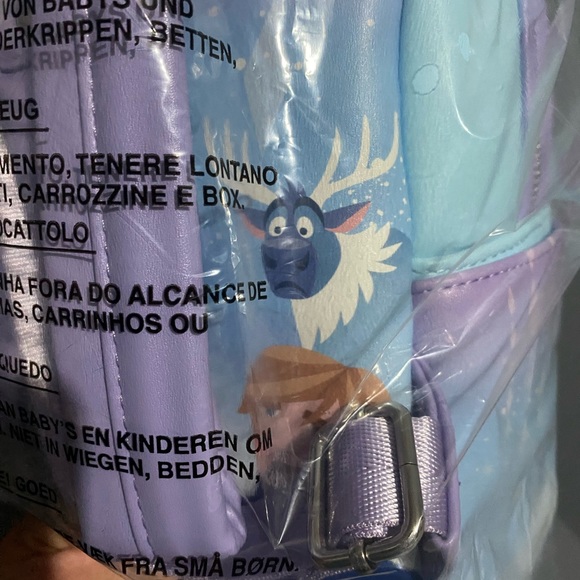 Loungefly - Picture 8 of 8